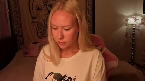 Megan online show from 08.03.26