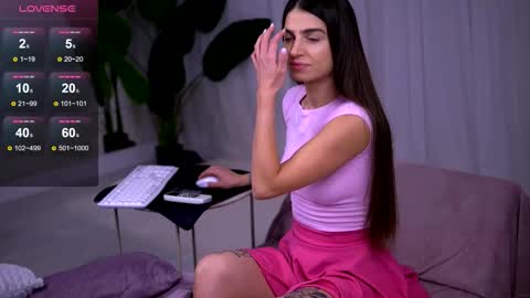 Emily online show from 09.14.25