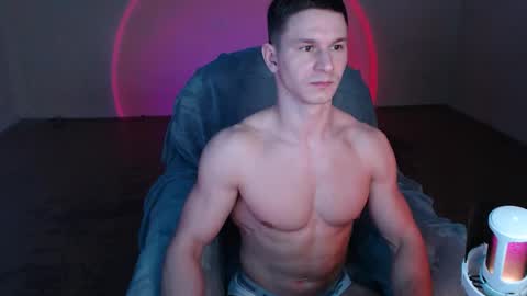 puremenshape online show from 01.12.26