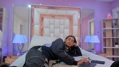 Experienced guys  online show from 06.05.26