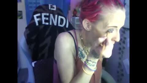 Purple2StayThnxxx online show from 11.10.25