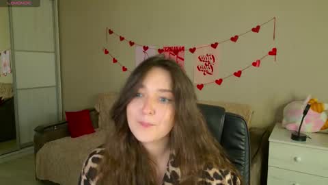 Bella online show from 10.20.25