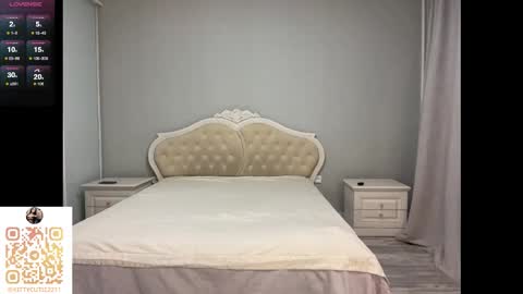 Snapshot of purrpaw chatting on 09.09.25 Zendaya online show from 09.09.25