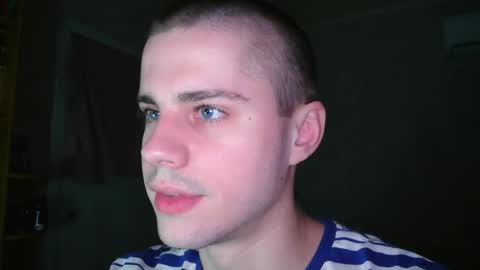 Snapshot of pusaprada chatting on 10.28.25 pusaprada online show from 10.28.25