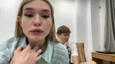 Lina online show from 11.28.25