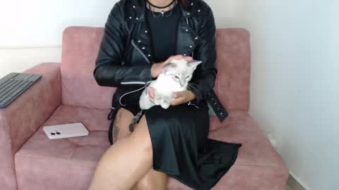 Snapshot of putakusan chatting on 12.04.24 Izumi online show from 12.04.24