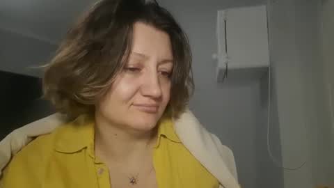 Anna online show from 02.20.25