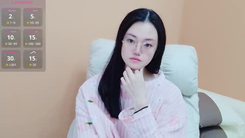 Snapshot of qiqi_1118 chatting on 10.26.25 qiqi_1118 online show from 10.26.25