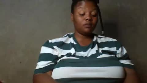 queen2302 online show from 04.12.26