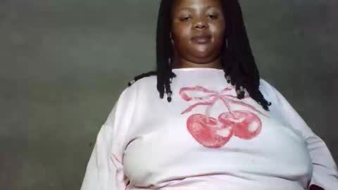 queen2302 online show from 04.27.26