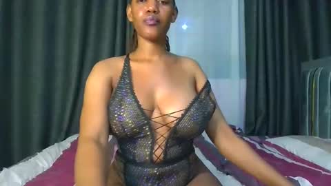 Snapshot of queen321850 chatting on 02.27.26 queen321850 online show from 02.27.26