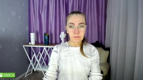 Snapshot of queen_a_n_i chatting on 01.23.25 A N I Ill be here on December 1st online show from 01.23.25