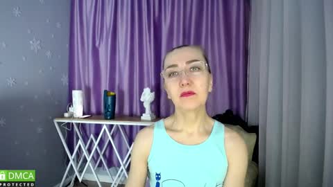 Snapshot of queen_a_n_i chatting on 02.02.25 A N I Ill be here on December 1st online show from 02.02.25