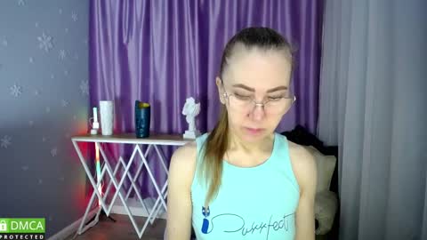 Snapshot of queen_a_n_i chatting on 02.28.25 A N I Ill be here on December 1st online show from 02.28.25