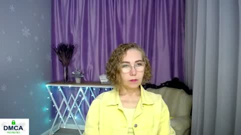Snapshot of queen_a_n_i chatting on 06.26.26 A N I Ill be here on December 1st online show from 06.26.26