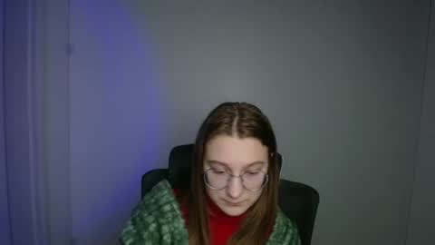 Snapshot of queen_amelie chatting on 02.15.26 Amelie online show from 02.15.26