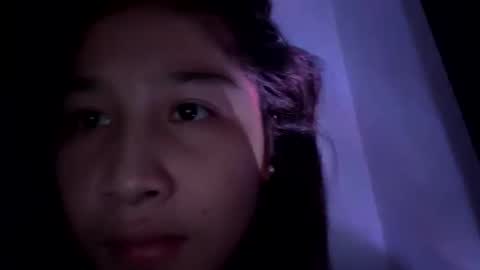 Snapshot of queen_booty22 chatting on 11.15.25 queen_booty22 online show from 11.15.25