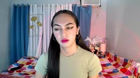 Snapshot of queen_danaya chatting on 06.06.26 queen_danaya online show from 06.06.26
