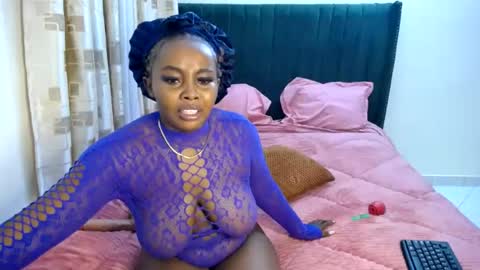 QUEEN  DOLY online show from 06.26.26