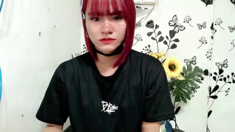Snapshot of queen_elicktra chatting on 01.06.25 JOY online show from 01.06.25