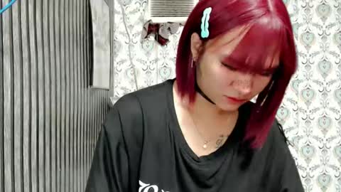 Snapshot of queen_elicktra chatting on 10.11.25 JOY online show from 10.11.25
