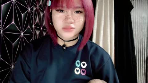 Snapshot of queen_elicktra chatting on 07.18.26 JOY online show from 07.18.26