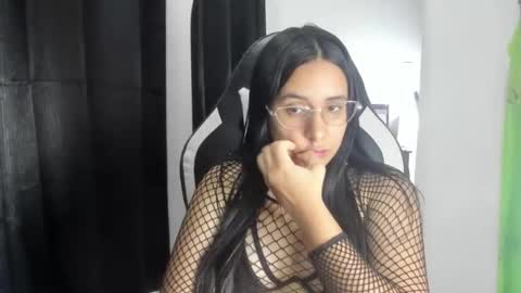 queen_findom1 online show from 11.15.25