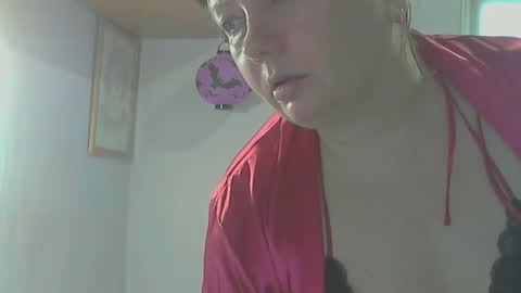 Snapshot of queen_jane8 chatting on 04.03.26 queen_jane8 online show from 04.03.26