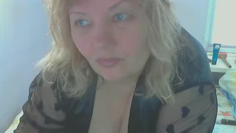 Snapshot of queen_jane8 chatting on 04.11.26 queen_jane8 online show from 04.11.26