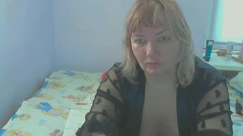 Snapshot of queen_jane8 chatting on 04.18.26 queen_jane8 online show from 04.18.26