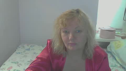 Snapshot of queen_jane8 chatting on 05.22.26 queen_jane8 online show from 05.22.26