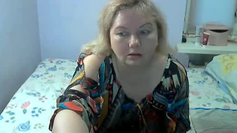 Snapshot of queen_jane8 chatting on 05.29.26 queen_jane8 online show from 05.29.26