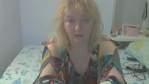 Snapshot of queen_jane8 chatting on 06.01.26 queen_jane8 online show from 06.01.26