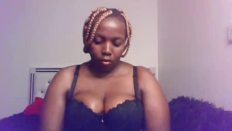 QUEEN online show from 04.18.26