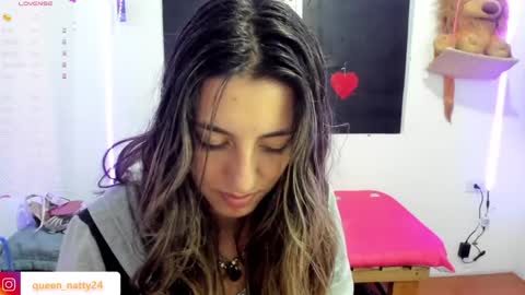 queen_natttyy online show from 01.10.25