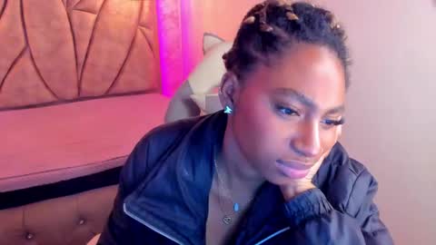   online show from 01.08.25