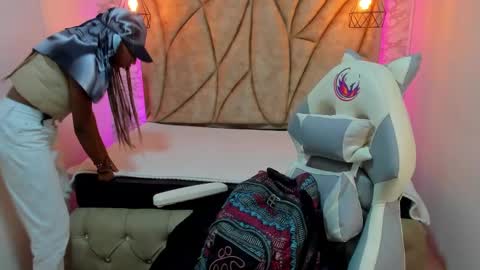   online show from 01.10.25