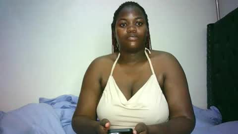 Queen Sara online show from 04.08.26