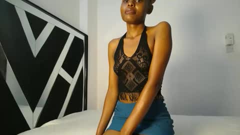 queen_sashavixen online show from 04.22.26