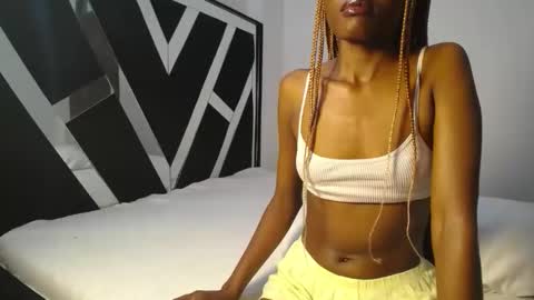 Snapshot of queen_sashavixen chatting on 04.24.26 queen_sashavixen online show from 04.24.26