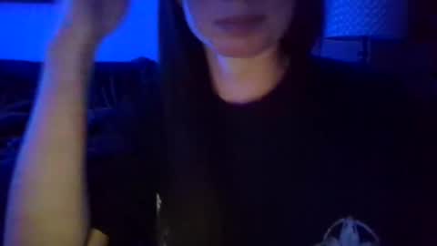 queenbee6269 online show from 01.24.25