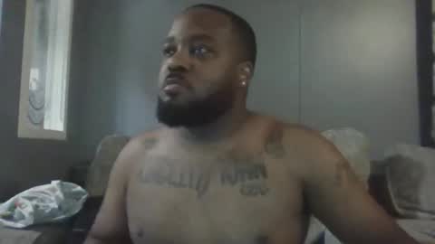 Queen N King Fun Night online show from 04.21.26