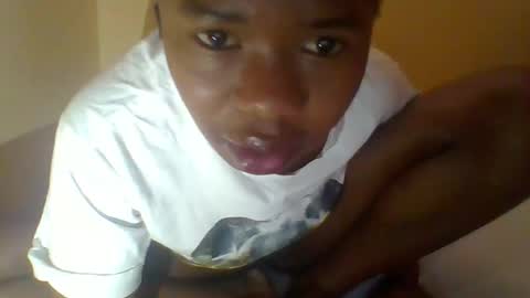 queenleona61 online show from 11.24.25