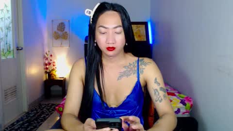 Snapshot of queenmistressts chatting on 02.12.26 QUEEN online show from 02.12.26