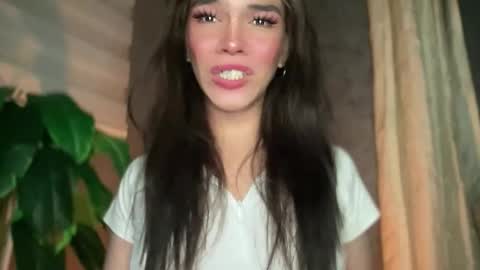 QUEEN online show from 10.02.25