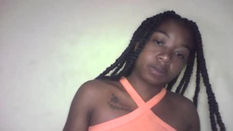 queennaya online show from 08.05.26