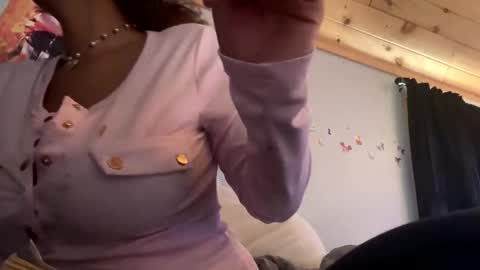 queennefertiti666 online show from 02.16.26