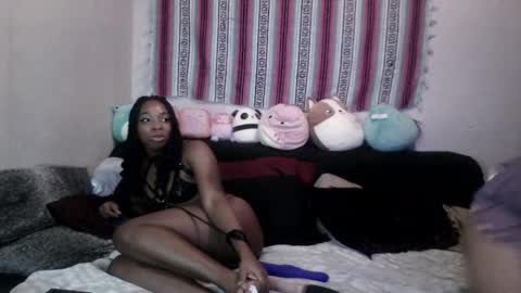 QueenOfHearts online show from 01.14.25