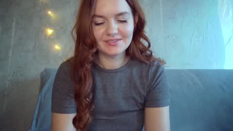 Snapshot of queenofmodels chatting on 01.29.25 QueenOfModels online show from 01.29.25