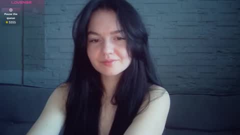 QueenOfModels online show from 02.14.26